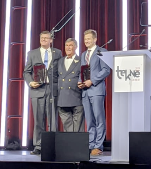 Senator Pratt and Commissioner Grove at Tekne Awards